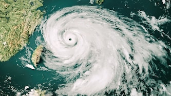 Bei der Vorhersage von Extremwetter soll das KI-Tool menschliche Meteorologen sogar übertreffen. (Bild: Microsoft)