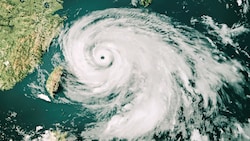 Bei der Vorhersage von Extremwetter soll das KI-Tool menschliche Meteorologen sogar übertreffen. (Bild: Microsoft)