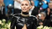 Miley Cyrus schilderte jetzt ein „traumatisches Erlebnis“, das sie während ihrer Silvestershow ...