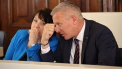 Der steirische FPÖ-Landeshauptmann Mario Kunasek und seine Vize Manuela Khom (ÖVP). (Bild: Jauschowetz Christian)