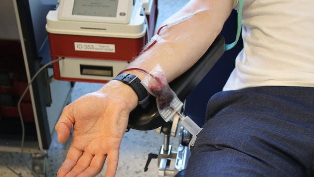 Fürs Blutspenden gelten viele strenge Kriterien, etwa ein Mindestgewicht von 50 Kilogramm und ein Maximalalter von 65 Jahren.