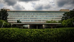 Die angeschossene Person wurde nicht lebensgefährlich verletzt.