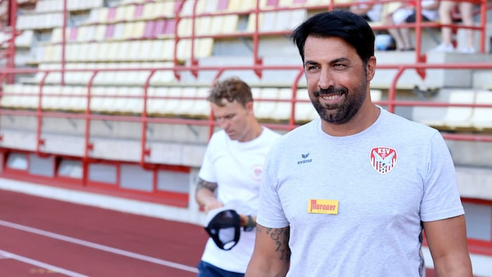 Cheftrainer Ismail Atalan führte KSV auf Platz drei, jetzt ist er weg.