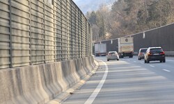Immer mehr Lärmschutzwände werden entlang von Autobahnen und Landstraßen errichtet