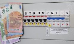 Endlich geht es mit den Stromkosten spürbar nach unten.