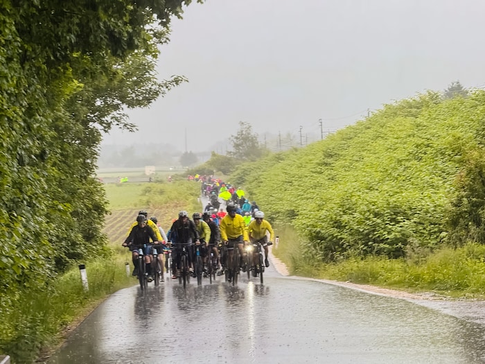 Strömender Regen konnte die Velovistas auf ihrer Fahrt von Südkärnten nach Klagenfurt nicht ...