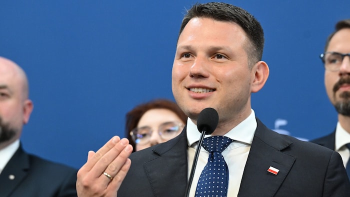 Slawomir Mentzen hat es zwar nicht in die Stichwahl geschafft, gilt aber nun als Königsmacher.