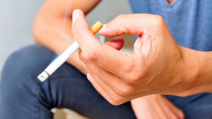 Rauchen ist schädlich und soll zurückgedrängt werden.