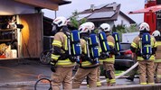 Gas-Verpuffung in Axams forderte die Feuerwehr.