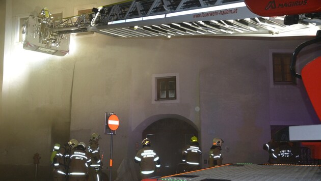 Der Einsatz fand inmitten der Halleiner Altstadt statt.