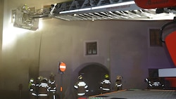 Der Einsatz fand inmitten der Halleiner Altstadt statt. (Bild: FF Hallein)