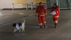 Auch die vierbeinigen Spürnasen konnten den Vermissten nicht finden 