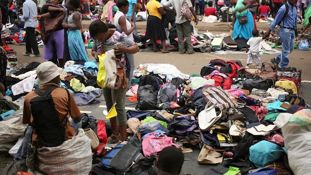80.000 Tonnen Altkleidung landen in Uganda.