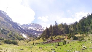 Die urige Furtalm liegt malerisch in einem prächtigen Bergkessel (Bild: Peter Freiberger)