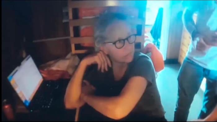 Wendy Rush, die Ehefrau von Oceangate-Chef Stockton Rush, als sie einen lauten Knall hört.