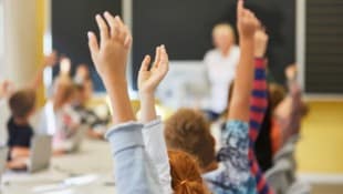 In Zukunft müssen sich die Kinder in der betroffenen Volksschule keine Sorgen mehr um die ominöse Stricherlliste machen. (Bild: Krone KREATIV/stock.adobe.com)