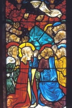 Christi Himmelfahrt auf einem Glasfenster in der Stiftskirche Viktring. (Bild: Prof. Heinz Ellersdorfer)