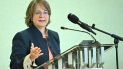Cornelia Richter wurde bei der Synode in Wien-Donaustadt zur ersten Bischöfin gewählt. (Bild: APA/HELMUT FOHRINGER)