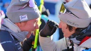 Sandra Flunger (re., mit Lena Häcki-Groß)