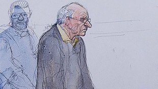 Der pensionierte Arzt Joël Le Scouarnec (74) gestand während des Prozesses: „Sie sind tot, ich ...