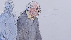 Der pensionierte Arzt Joël Le Scouarnec (74) gestand während des Prozesses: „Sie sind tot, ich bin dafür verantwortlich.“ (Bild: AFP/BENOIT PEYRUCQ)
