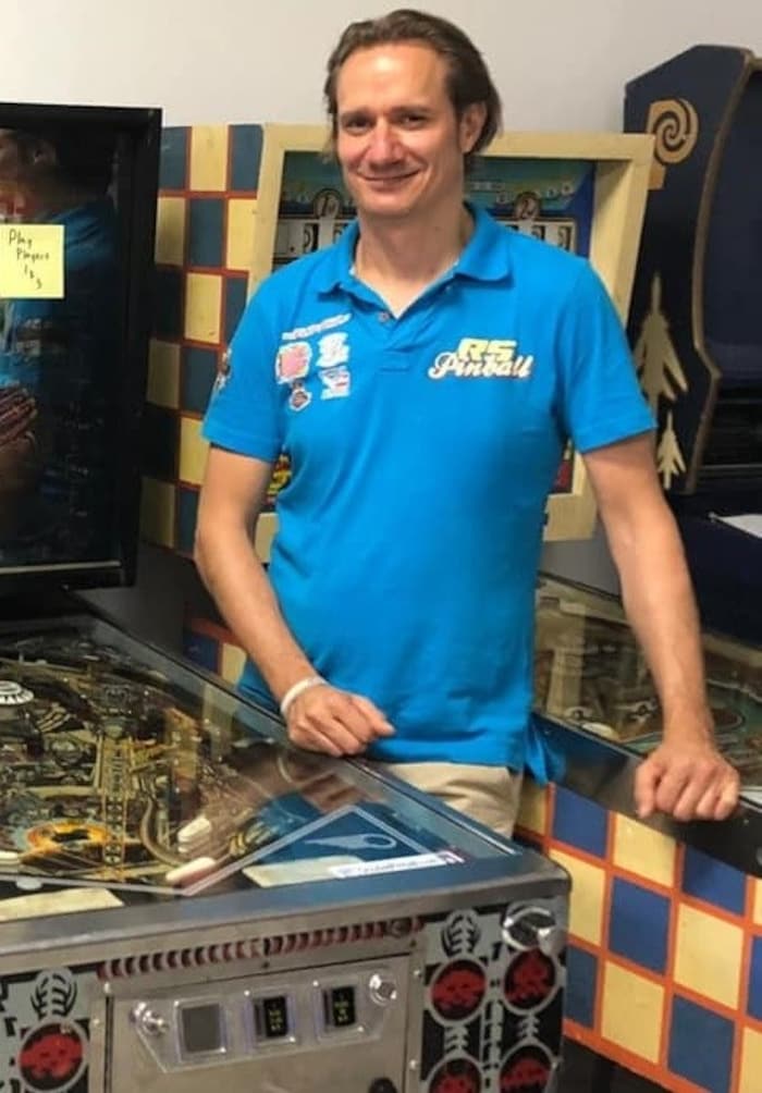 Markus Stix vom steirischen Verein Flippnic bestreitet seit 30 Jahren Flipper-Turniere.