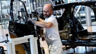 Das Lieferkettengesetz würde unter anderem die Autoindustrie treffen – und damit einen wichtigen ...
