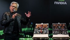 Nvidia-Chef Jensen Huang auf der Computermesse Computex in Taiwan: Für den Chipkonzern ist der KI-Boom ein Bombengeschäft. (Bild: AFP/I-HWA CHENG)