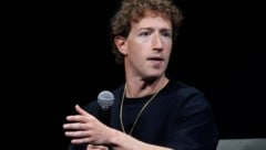 Mark Zuckerberg kaufte eifrig Konkurrenten auf: Dem Meta-Konzern gehören Facebook, Instagram und ...