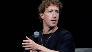 Mark Zuckerberg kaufte eifrig Konkurrenten auf: Dem Meta-Konzern gehören Facebook, Instagram und ...