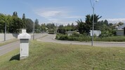 Der Täter kam über ein Nachbargrundstück an diesem Straßenzug – und überfiel den Pensionisten.
