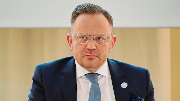 Präsident Elie Rosen