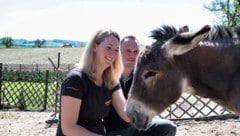 Daniela Maleschek heißt alle willkommen – von zarten Vogelbabys über stolze Hähne bis hin zu ...