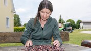 Eveline Adam arbeitet in der Saatzucht Gleisdorf seit 2012 daran, die Sorte Bonela ...