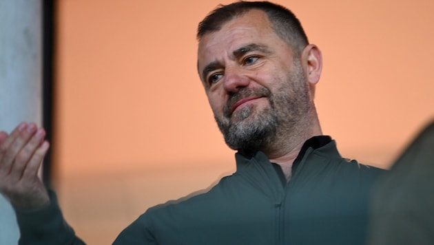 Die Schlinge um Austrias Investor Zeljko Karajica zieht sich immer mehr zu.