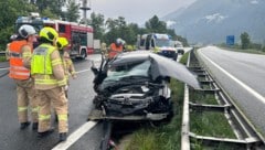 Die A12 war im Bereich der Unfallstelle bis 9 Uhr gesperrt.