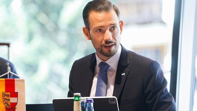 Sebastian Schuschnig sagte NGOs den Kampf an.