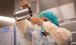 In Wien findet sich Österreichs einzige Aufbereitungsstation für Muttermilch.