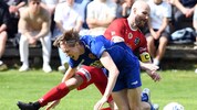 Dominik Müller (re.) und Rapid Lienz jubelten bei Lurnfeld mit Elias Rainer über ein 2:0.