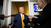 US-Präsident Donald Trump schließt drei große Medien von Presse-Veranstaltungen im Weißen Haus ...