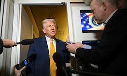US-Präsident Donald Trump schließt drei große Medien von Presse-Veranstaltungen im Weißen Haus ...