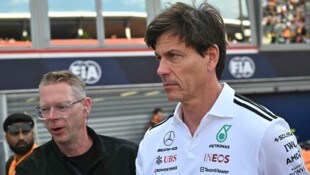 Toto Wolff (re.) war von der neuen Regel nicht begeistert.
