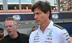 Toto Wolff (re.) war von der neuen Regel nicht begeistert.