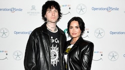 Demi Lovato hat Jordan Lutes in einer romantischen Zeremonie in Kalifornien geheiratet.. (Bild: APA/Getty Images via AFP/GETTY IMAGES/Alex Goodlett)