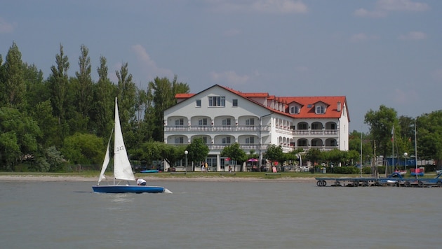 Entspannte Urlaubstage im Seehotel Herlinde am Neusiedlersee genießen.