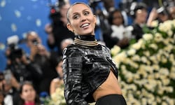 Miley Cyrus holt sich Knie-Infektion beim Wälzen auf Hollywoods Star-Boulevard.