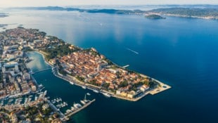 Panoramablick auf Zadar und die nahegelegenen Inseln