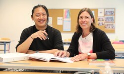 Luke Wang(31) und Katrin Lunacek (39) lassen sich umschulen.