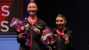 Sofia Polcanova (li.) strahlte mit Bernadette Szöcs über WM-Silber.
