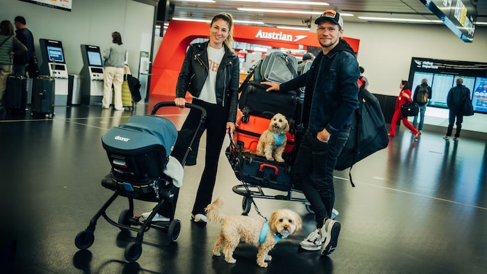 Thommy Ten und Amélie van Tass sind mit Kind & Kegel zurück nach Las Vegas gereist.